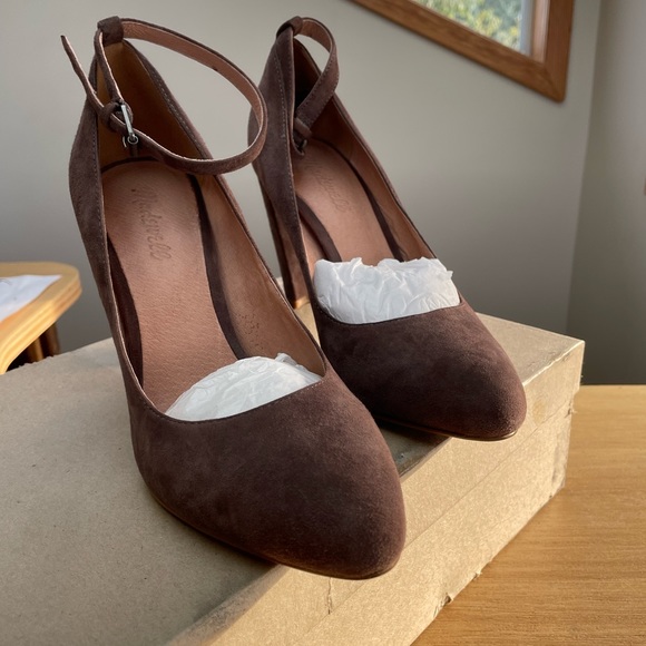 Madewell Crescent Heeled Pump in brown - Picture 3 of 10